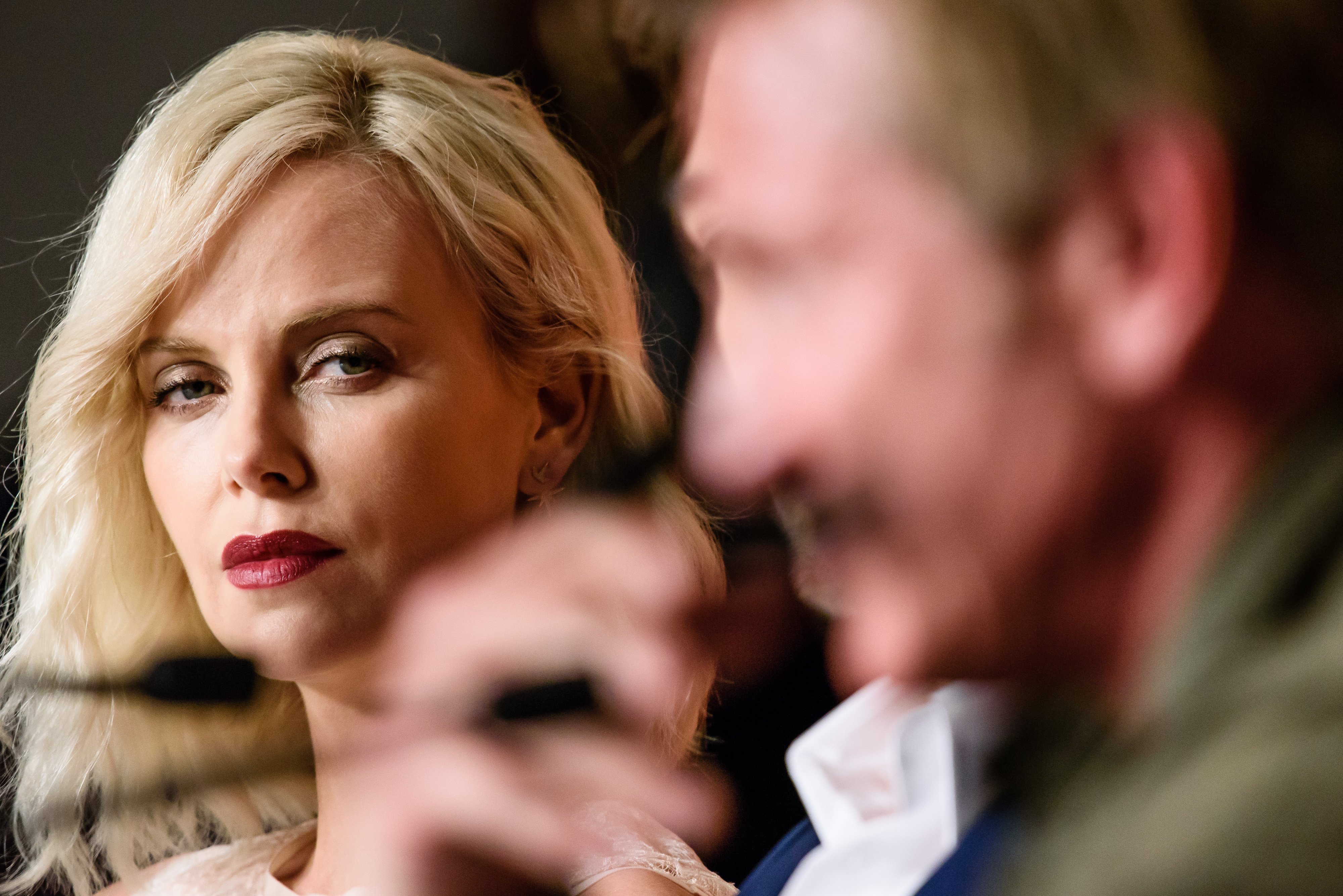 Charlize Theron and Sean Penn attended the "The Last Face" press conference at the 69th Cannes Film Festival on May 20, 2016 | Source: Getty Images