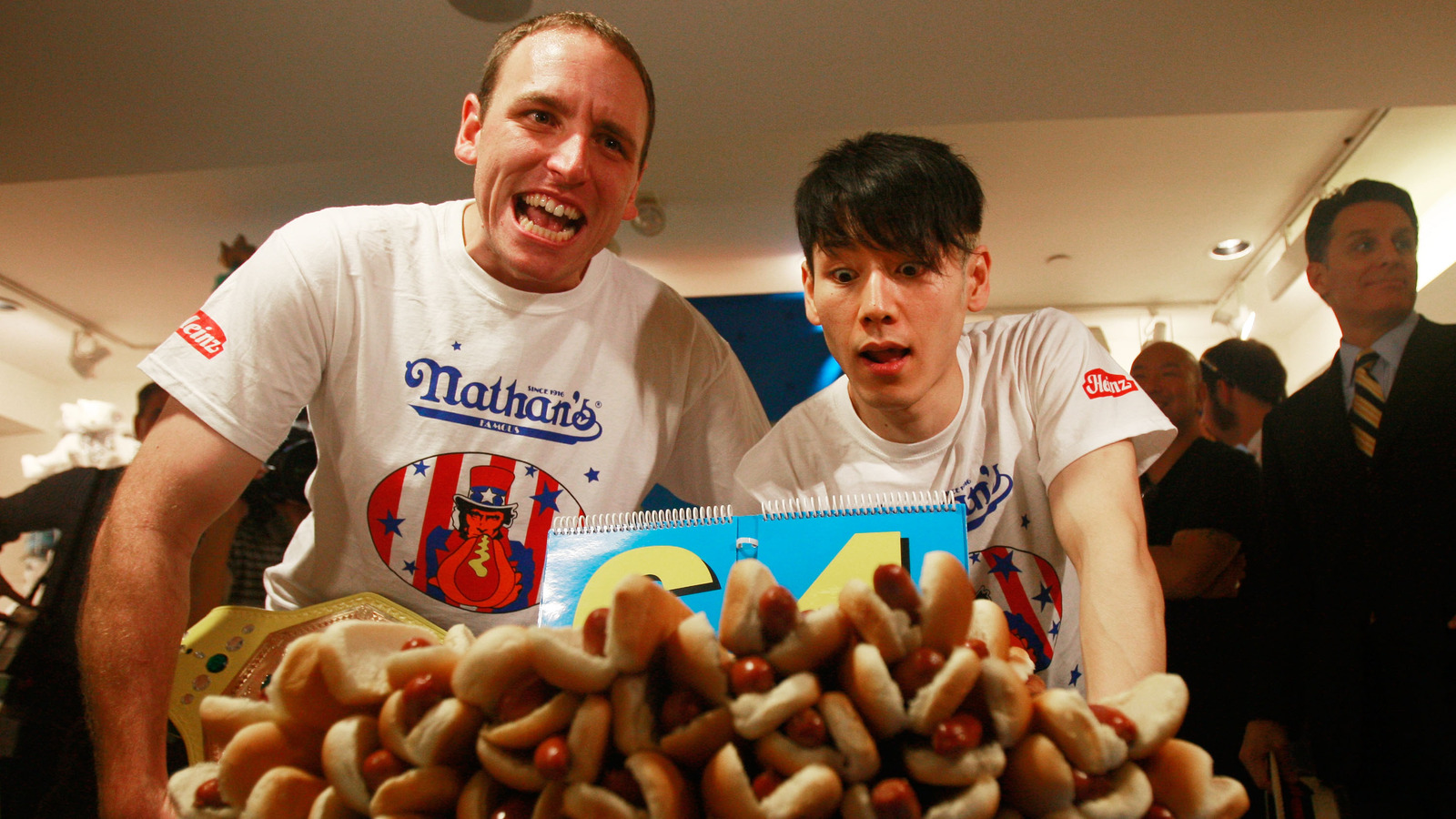 Joey Chestnut And Takeru Kobayashi Are Having A One-On-One Hot Dog Eating Contest On Netflix